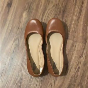 Mossimo tan flats